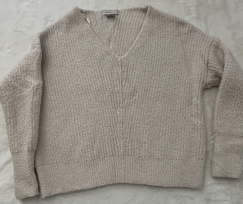 Sincerely Jules Beige Fuzzy Knit Sweater Womens Small Soft Cozy Pullover